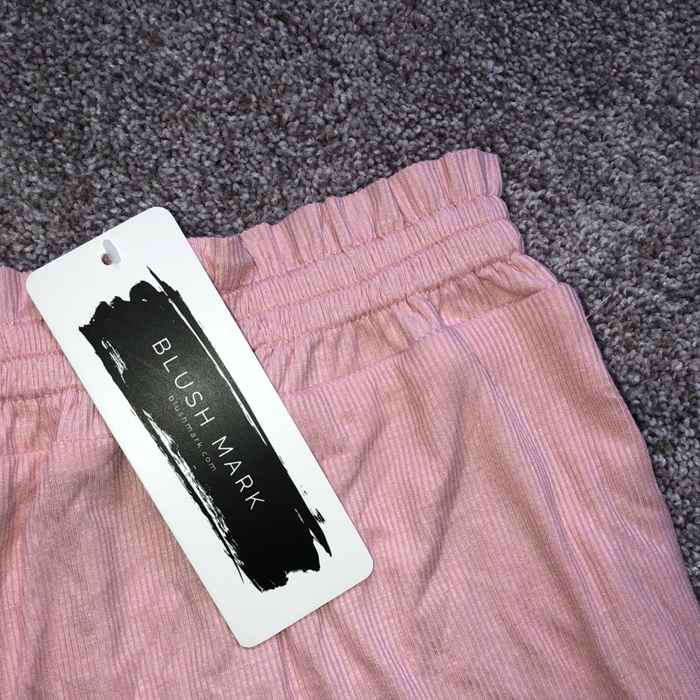 Pink Shorts - Picture 2 of 4